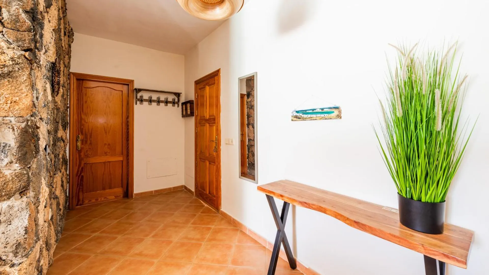 Casa Yukka Villa With Heated Pool Lajares