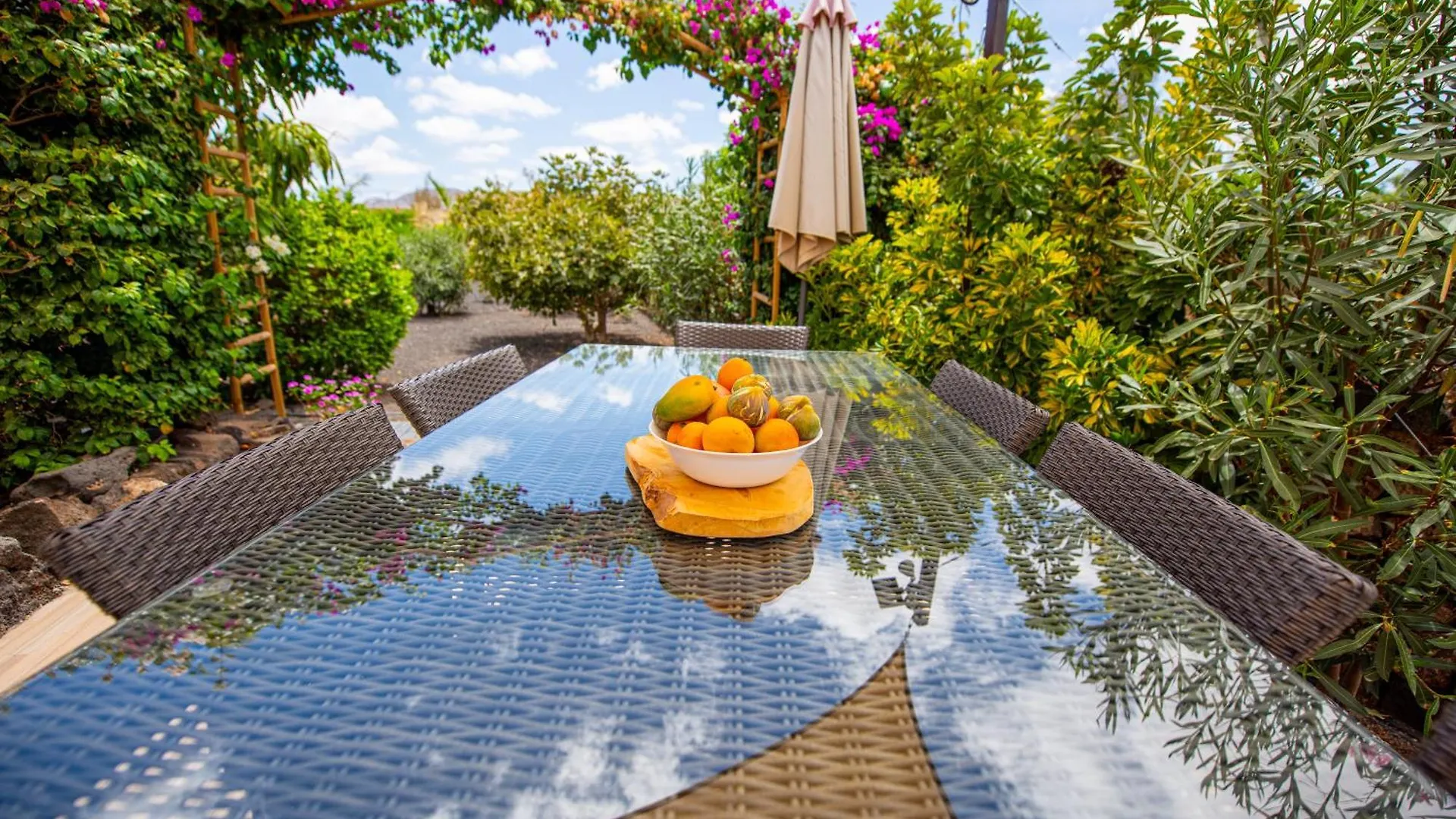 Casa Yukka Villa With Heated Pool Lajares