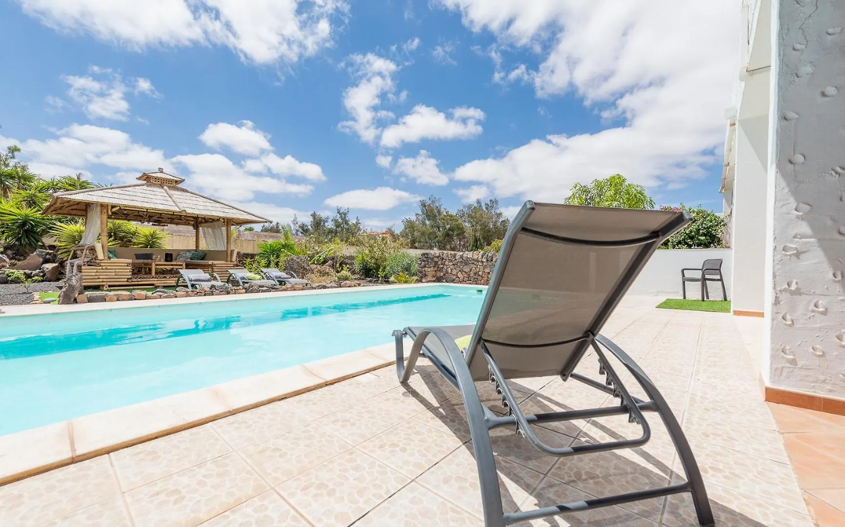 Casa Yukka Villa With Heated Pool Lajares